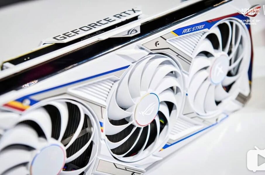 RTX 3090 Strix Gundam Edition