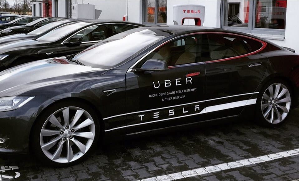 Uber terá carros da Tesla nos EUA