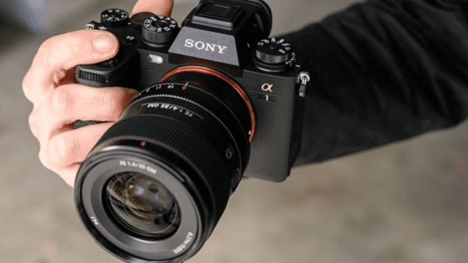 Sony suspende vendas de câmeras devido à escassez de chips