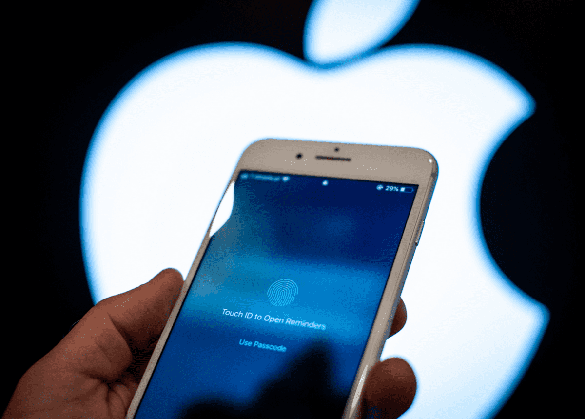 Aconteceu de novo: falha de segurança em iPhones é usada para espionar usuários