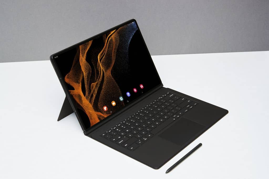 Samsung lança Galaxy Tab S8 com modelo Ultra 3 Galaxy Tab S8 Ultra