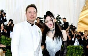 Exa Dark Sideræl, esse é o nome da segunda filha de Elon Musk