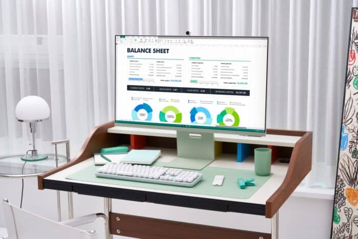 Conheça o Samsung M8, monitor inteligente de 32" e webcam Full HD 1 Samsung Smart Monitor M8