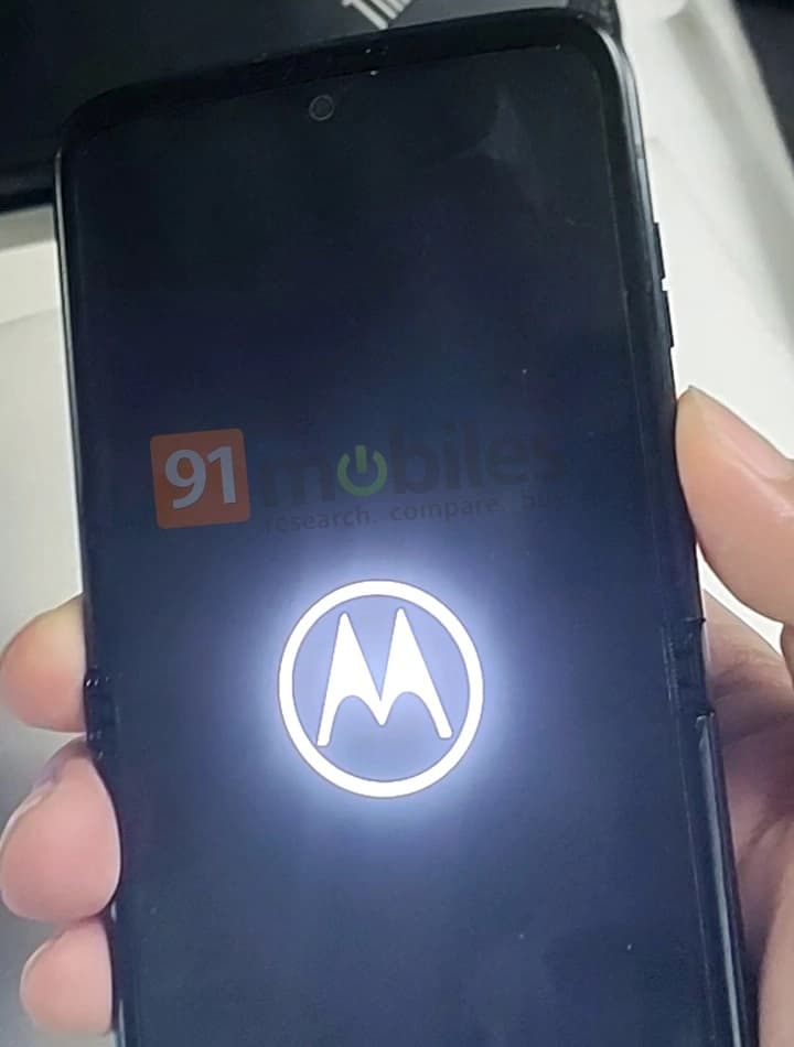 Novidades Motorola: Razr 3 tem imagens vazadas e novo enrolável pode chegar até 2023 2 Razr 3
