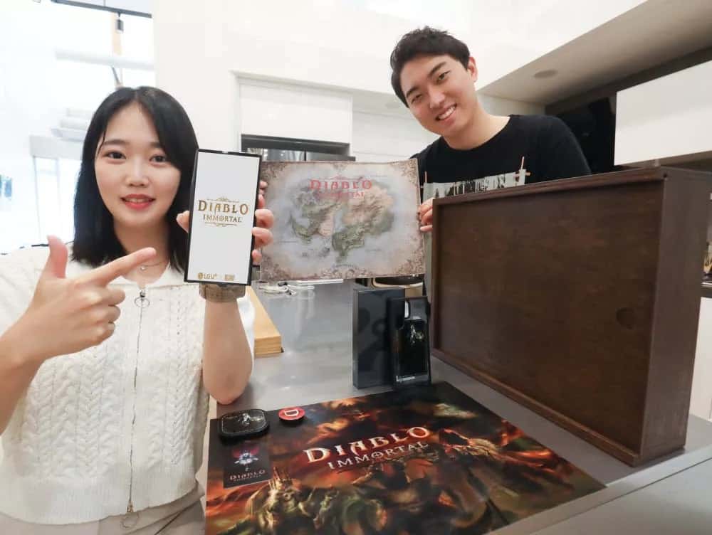 Samsung lança edição limitada do Galaxy S22 inspirada em Diablo Immortal 1 diablo