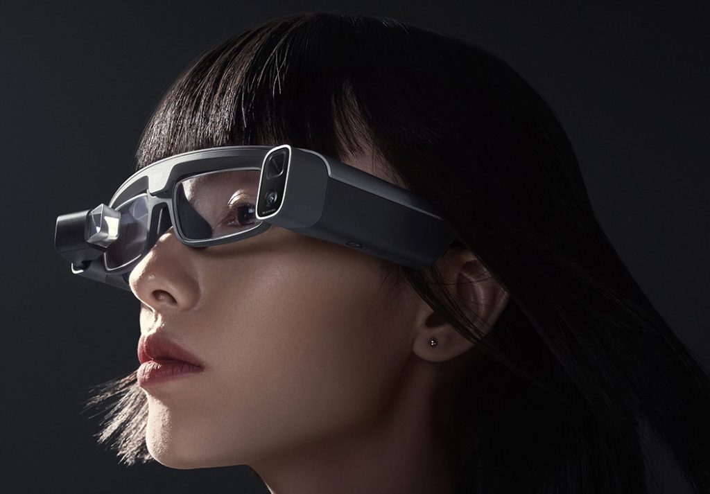 Xiaomi lança óculos inteligente com câmera de 50 MP e zoom de 15x