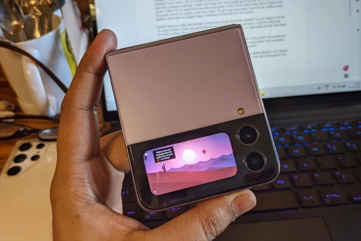 Galaxy Z Flip 4