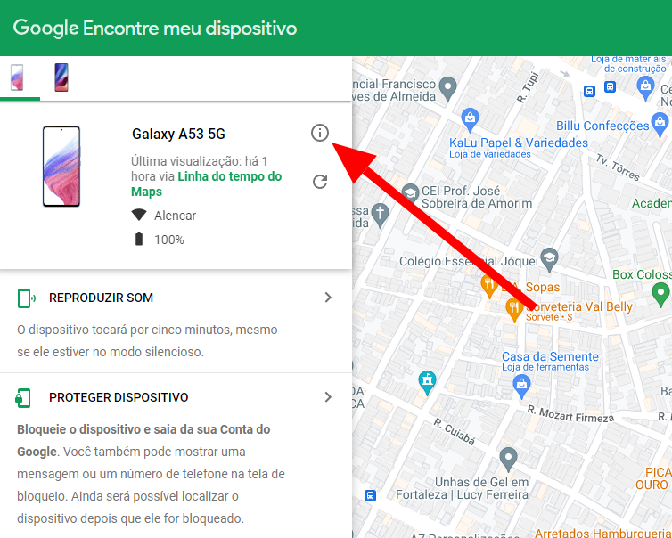 Captura de tela do Google Encontre meu dispositivo mostrando um Galaxy A53 5G com 100% de bateria, e seta vermelha apontando para o ícone de informações