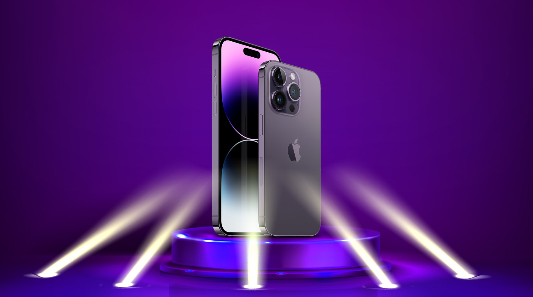 Dois iPhones 14 Pro em roxo, um de frente e outro de costas, sobre pedestal iluminado com fundo roxo
