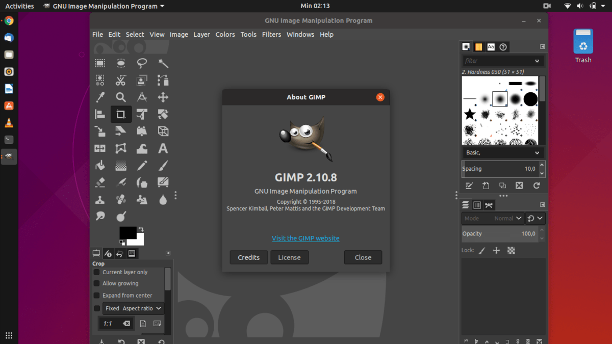Captura de tela do GIMP 2.10.8 no Ubuntu, com a janela Sobre o GIMP aberta sobre o editor de imagens
