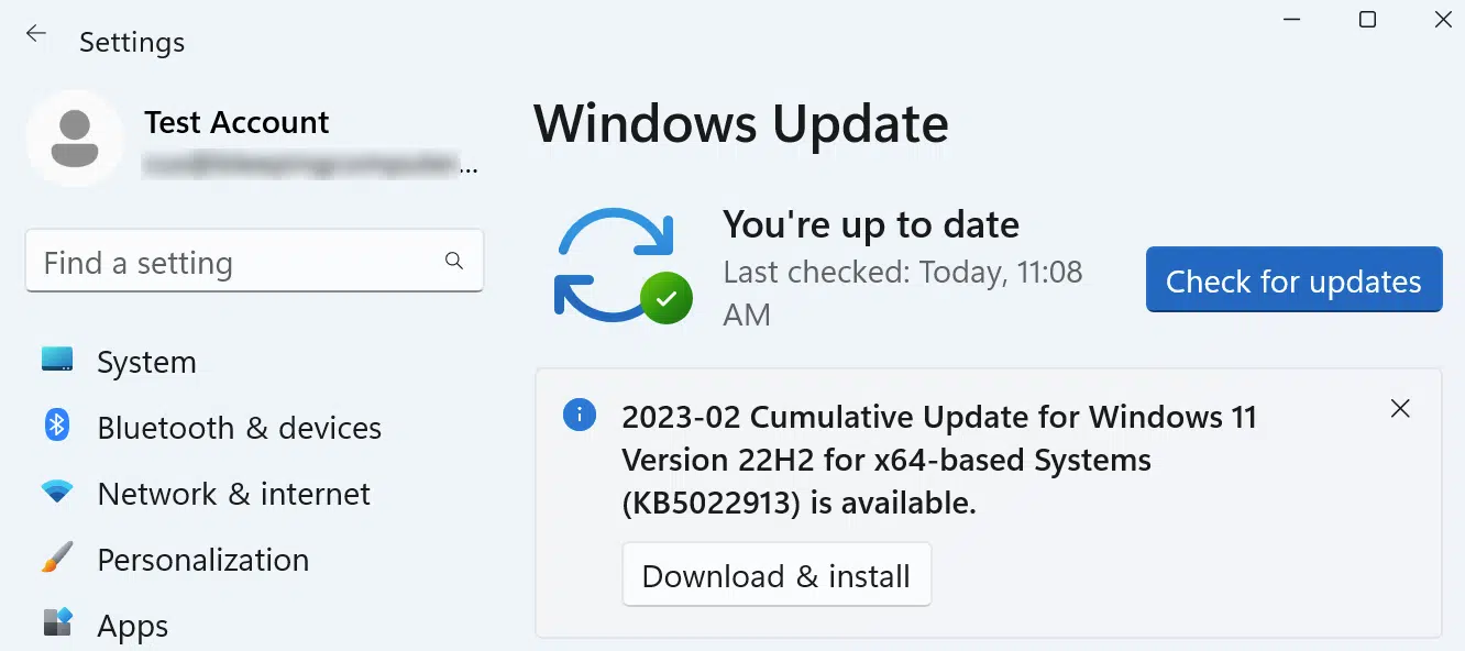 Captura de tela das Configurações do Windows 11 em Windows Update, mostrando "Você está atualizado" e a atualização cumulativa KB5022913 disponível para downlo…