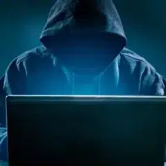 cropped-hacker-computador.webp