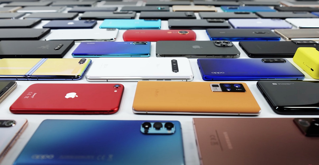 Apple supera Samsung em vendas globais de smartphones graças ao iPhone 14 Pro