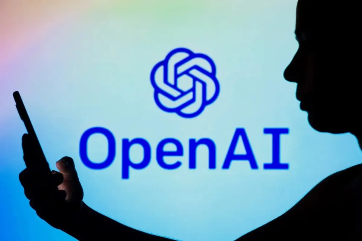 Silhueta de uma pessoa segurando um celular em frente a um fundo azul com o logo da OpenAI e o nome OpenAI em azul