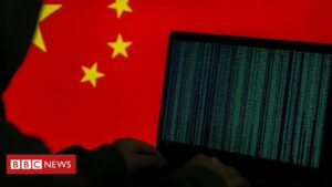 Ex-funcionário da Apple é acusado pelos EUA de roubar tecnologia e fugir para a China